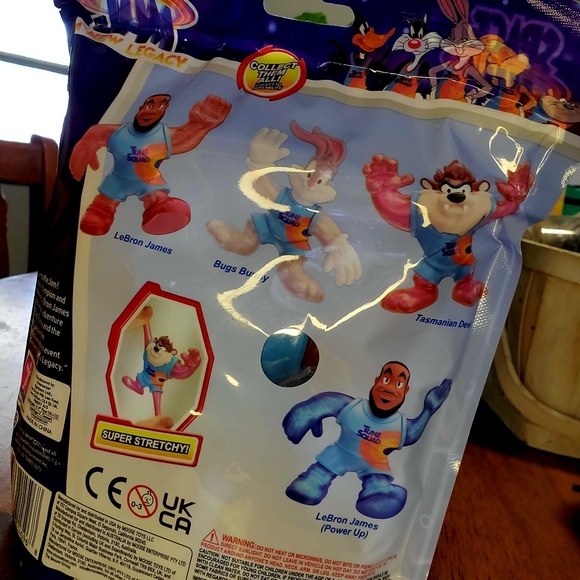 Space Jam Tasmanian Devil Stretch Toy - Picture 3 of 4